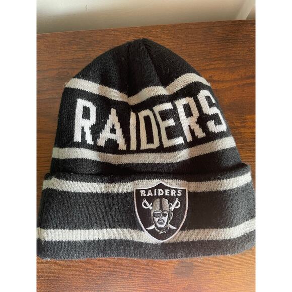 Raiders NFL beanie hat - Picture 1 of 4